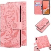 Voor Samsung Galaxy A72 5G Tiger Embossing Pattern Horizontale Flip lederen tas met houder & kaartsleuven & portemonnee (roze)