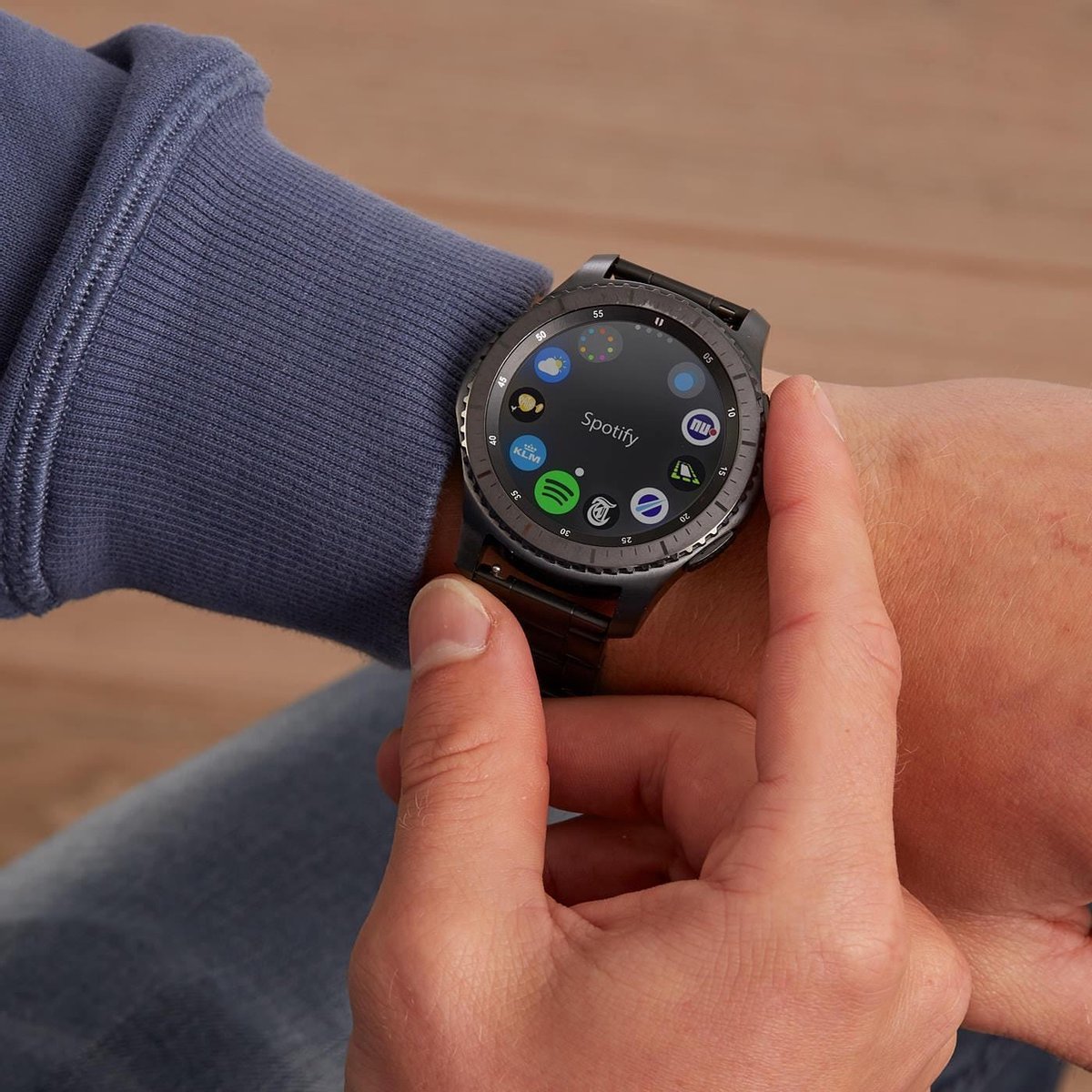 Bol Com Samsung Gear S3 Frontier Smartwatch Space Grey Special Edition