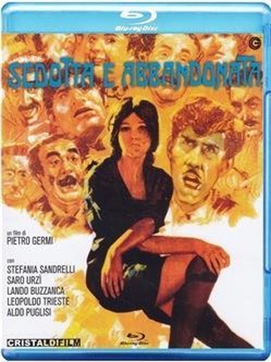 Blu-ray hoes van Sedotta e Abbandonata. Vrouw in zwart jurkje zit op de voorgrond. Achtergrond met koppen van mannen. Titel "SEDOTTA E ABANDONATA" in blauwe letters.