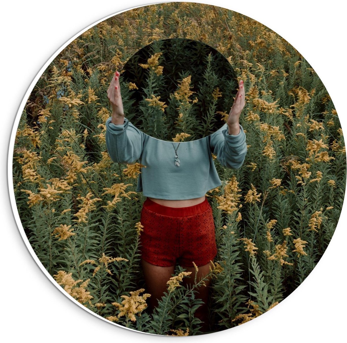 KuijsFotoprint - Schilderij - Vrouw Met Spiegel In Bloemenveld - Groen, Blauw, Geel En Roo
