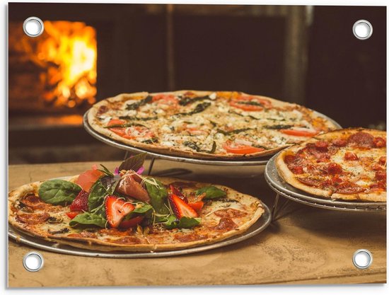 Tuinposter – Drie Pizza's met Openhaard - 40x30cm Foto op Tuinposter  (wanddecoratie voor buiten en binnen)