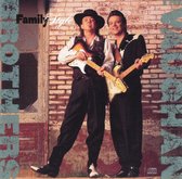 Vaughan Brothers - Family Style (LP)