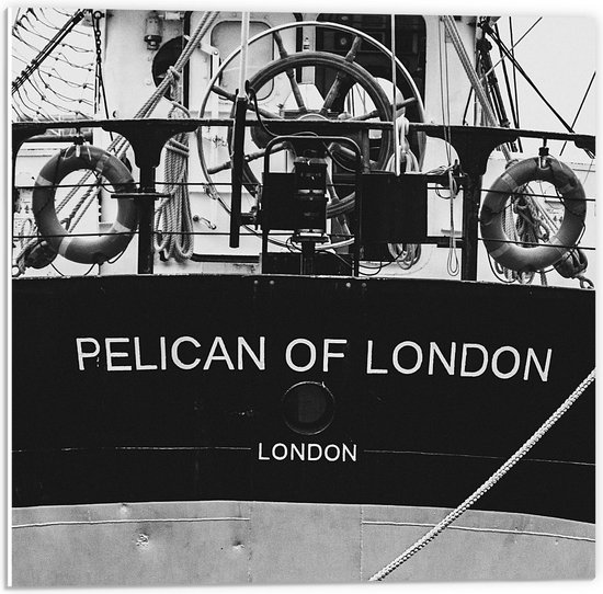 Foto: Forex boot met tekst pelican of london in zwart wit 50x50cm foto op forex