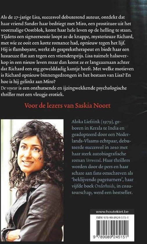 Portret van Aloka Liefrink, auteur van De Voyeur, met krullend donker haar en glimlach.