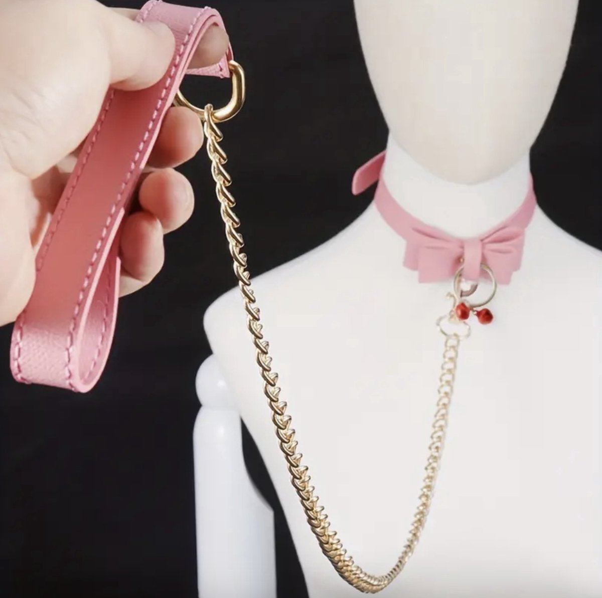 Collier Rose Avec Laisse - Taille SM, Pour Adulte, Neuf (univers BDSM/fétichisme)