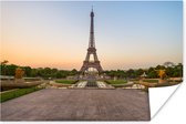 Eiffeltoren bij zonsopkomst Poster 60x40 cm - Foto print op Poster (wanddecoratie woonkamer / slaapkamer) / Europa Poster