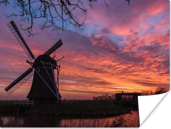 Moulin à vent pendant un lever de soleil poster papier 80x60 cm - Tirage photo sur Poster (décoration murale salon / chambre) / Poster Paysages