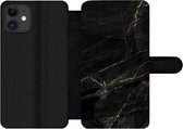 Bookcase Geschikt voor iPhone 11 telefoonhoesje - Marmer print look - Luxe - Zwart - Goud - Met vakjes - Wallet case met magneetsluiting