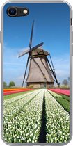 Geschikt voor iPhone 8 hoesje - Molen tussen de tulpen in Nederland - Siliconen Telefoonhoesje