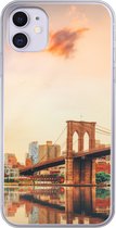Geschikt voor iPhone 11 hoesje - New York - Brooklyn - Bridge - Zonsondergang - Siliconen Telefoonhoesje
