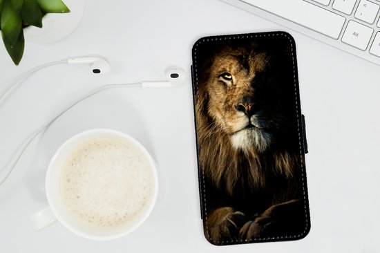 Étui pour iPhone XR Bookcase - Lion - Léger - Zwart - Avec poches - Étui portefeuille avec fermeture magnétique