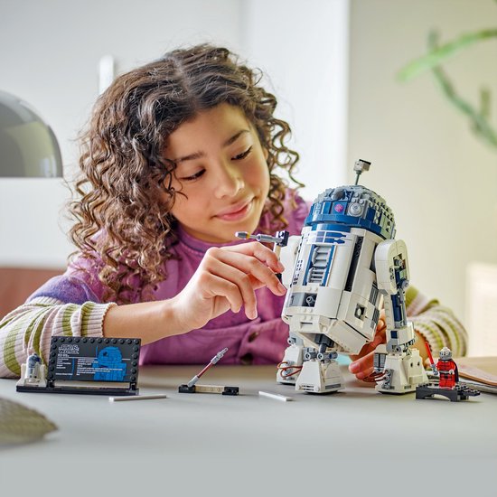 LEGO Star Wars R2-D2™ - 75379