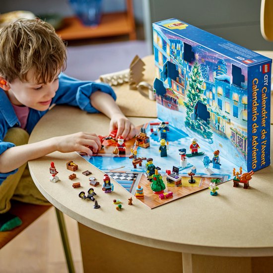 LEGO City Adventskalender 2023 met 24 Cadeautjes - 60381
