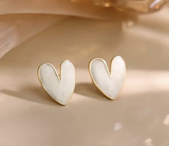 Oorbellen hart - Mode - Trend - Wit - Luxe oorbellen - Cadeau - Chique - Goudkleurig