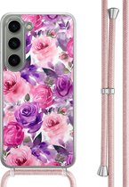 Casimoda® hoesje met rosegoud koord - Geschikt voor Samsung S23 - Rosy Blooms - Afneembaar koord - TPU/polycarbonaat - Paars