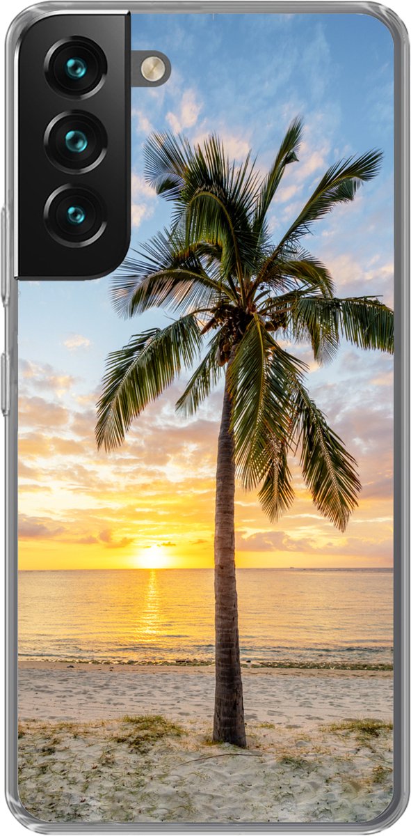 Telefoonhoesje Geschikt voor Samsung Galaxy S22 hoesje - Strand - Palmboom - Zonsondergang - Siliconen Telefoonhoesje Telefoonhoesje
