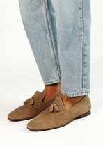 Sacha - Heren - Taupe suède loafers met kwastjes - Maat 46