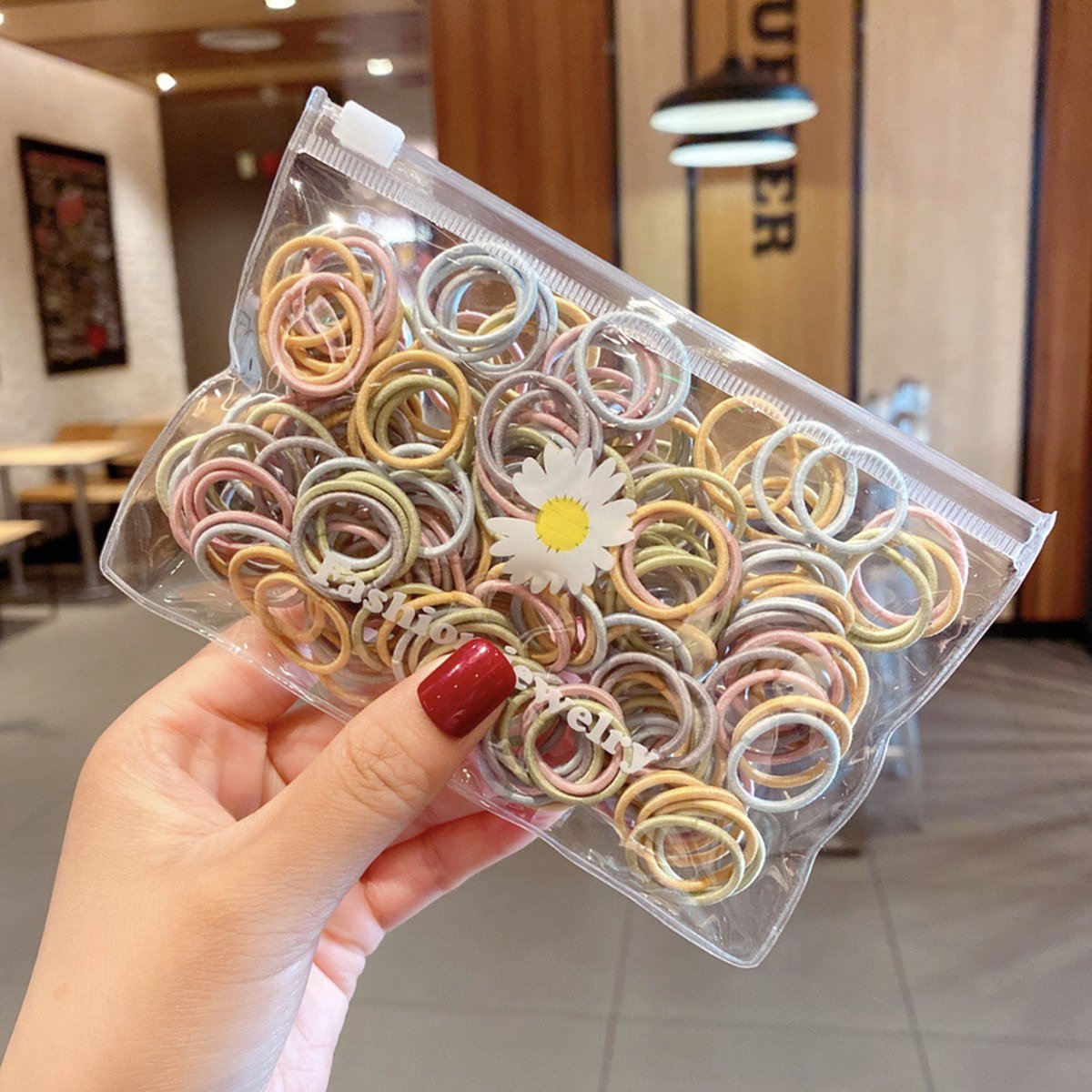 Knaak Gekleurde Haarelastiekjes - 100 stuks - Elastiek - 2 mm Dik - Kinderen - Haar Accessoires — cadeau in Cadeau-ideeën - foto 3
