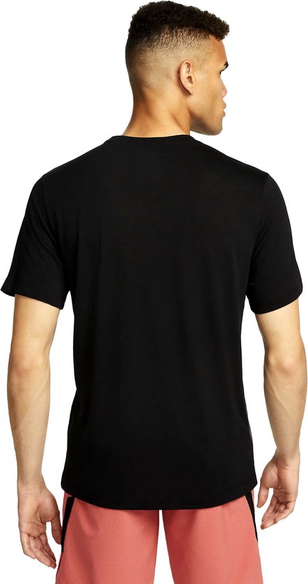 nike black t shirt dri fit