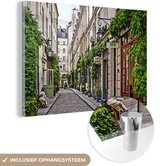 MuchoWow® Glasschilderij 180x120 cm - Schilderij acrylglas - Straat in Parijs - Foto op glas - Schilderijen