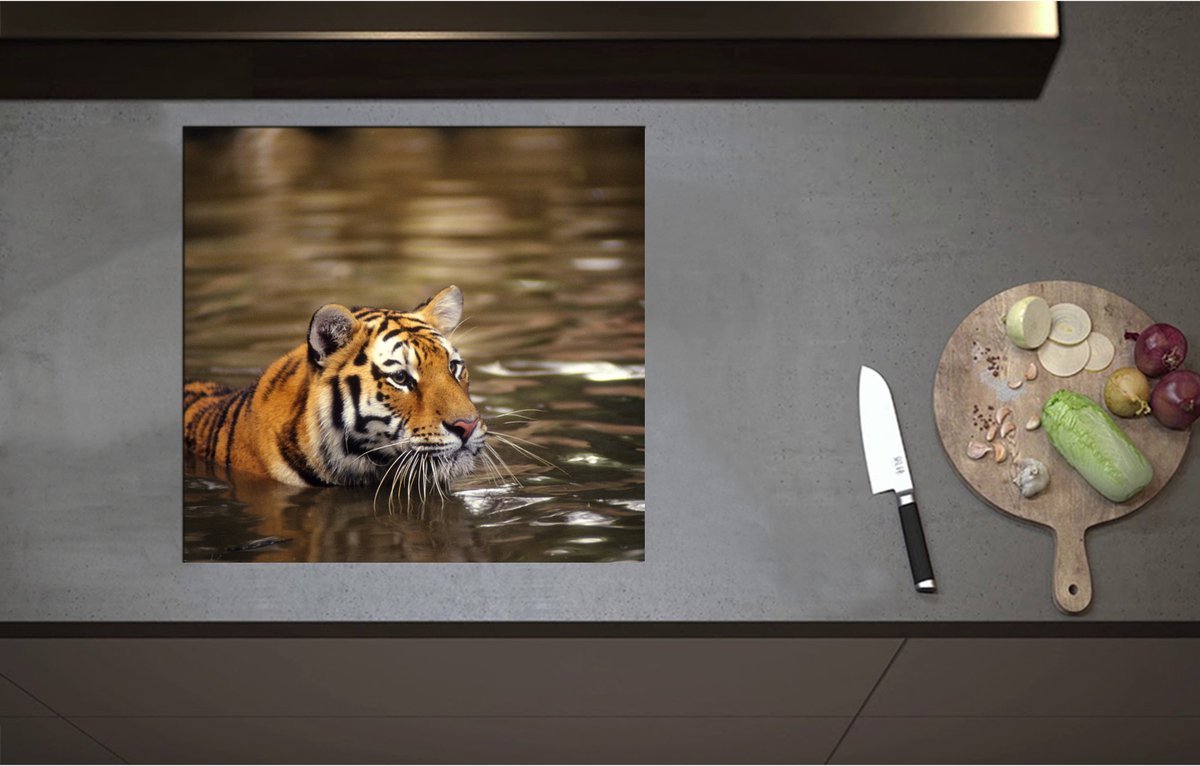 Inductieplaat Beschermer - Bengaalse Tijger in het Water - 58x55 cm - 2 mm Dik - Inductie Beschermer - Bescherming Inductiekookplaat - Kookplaat Beschermer van Zwart Vinyl
