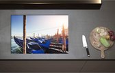 Inductieplaat Beschermer - Blauwe Gondels op de Zee bij Venetië op Zonnige Dag - 75x51 cm - 2 mm Dik - Inductie Beschermer - Bescherming Inductiekookplaat - Kookplaat Beschermer van Wit Vinyl