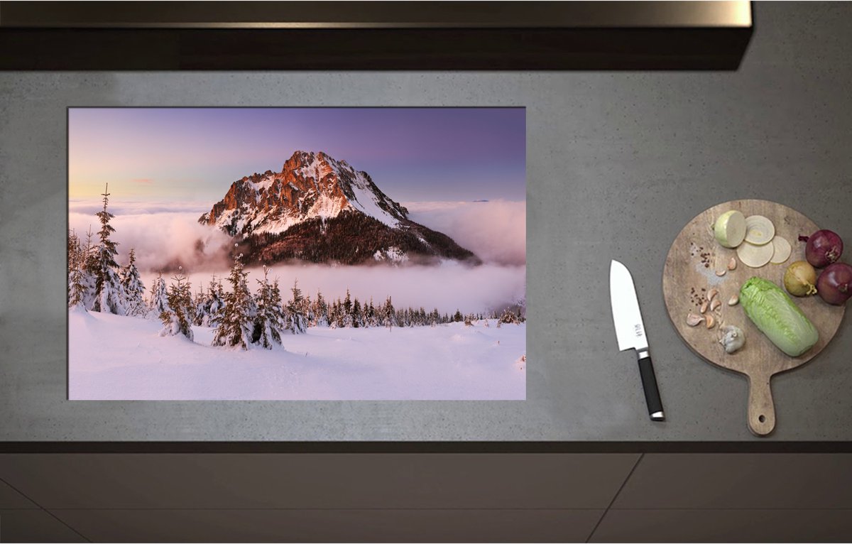 Inductieplaat Beschermer - Bergtop boven Wolkendek Uitstekend - 80x52 cm - 2 mm Dik - Inductie Beschermer - Bescherming Inductiekookplaat - Kookplaat Beschermer van Zwart Vinyl