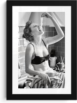 Fotolijst inclusief poster 20x30 cm - Vrouw vintage - Foto in lijst zwart wit - Decoratie slaapkamer volwassenen - Houten fotohouder keuken - Picture frame - Schilderijlijst modern - lijst - Fotoframe - Keukenschilderij