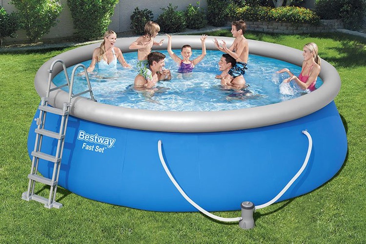 Bestway Fast Set zwembad met filterpomp en trap - Ø 457 x 122 cm