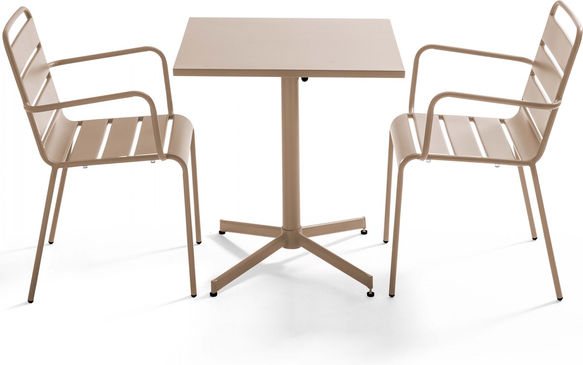 Tuinset met vierkante tafel en 2 taupe fauteuils van Oviala.