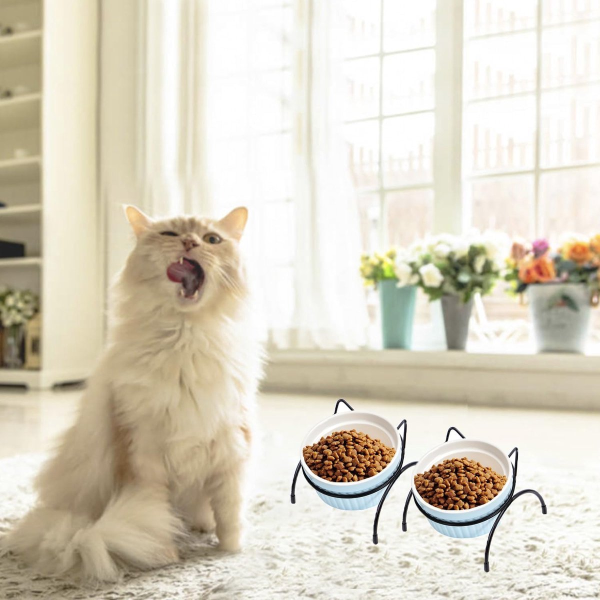 2 stuks verhoogde voerbak kat - 15,2 cm voederbak kat met verhoogde standaard metalen houder basis huisdieren, witte voerbak katten met 2 stuks siliconen bakmat voor katten en puppy's