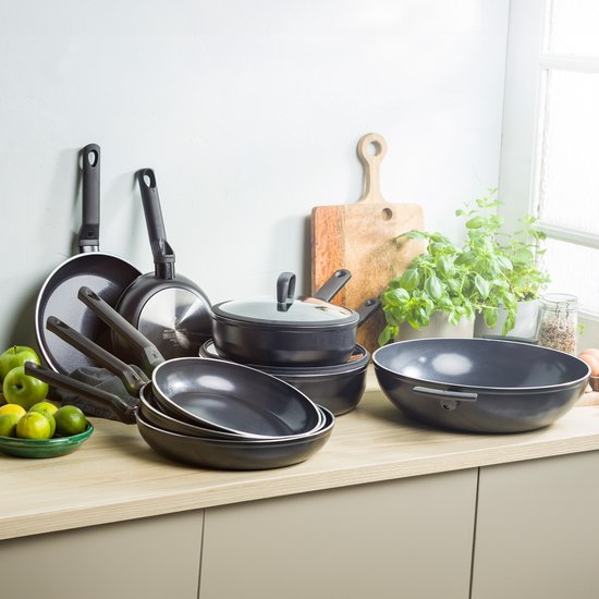 Casserole en Ceramic à induction BK Easy avec couvercle - Ø28cm/4,6L - sans PFAS
