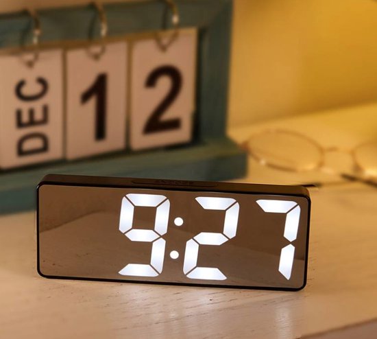 Horloge numérique grand écran - Wekker LED - Zwart/ Miroir - 2 niveaux de luminosité - batterie ou chargement USB - pour la maison - chambre - réveil