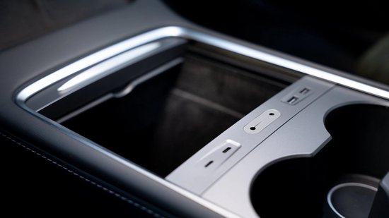 Hub USB Tesla Model Y - Solution de chargement compacte pour console centrale - Accessoires de vêtements pour bébé d'intérieur de voiture Nederland België