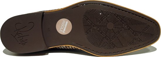 Onderkant van een beige multi heren veterschoen met Rehab logo op de zool.