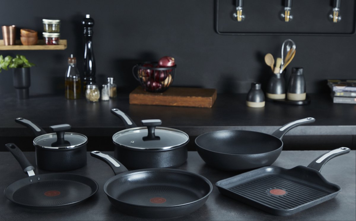 Tefal Natural Force Hapjespan met deksel 24 cm - Coolblue - Voor 23.59u
