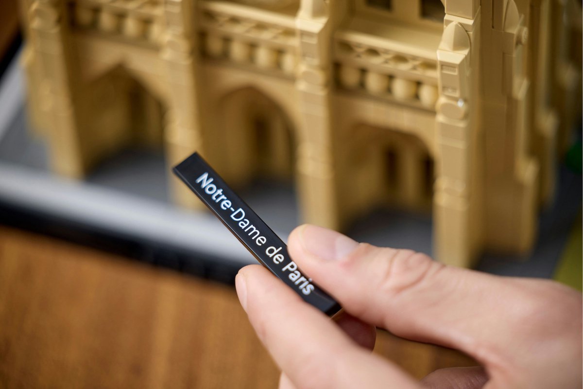 LEGO Architecture Notre-Dame van Parijs - 21061 – foto 4