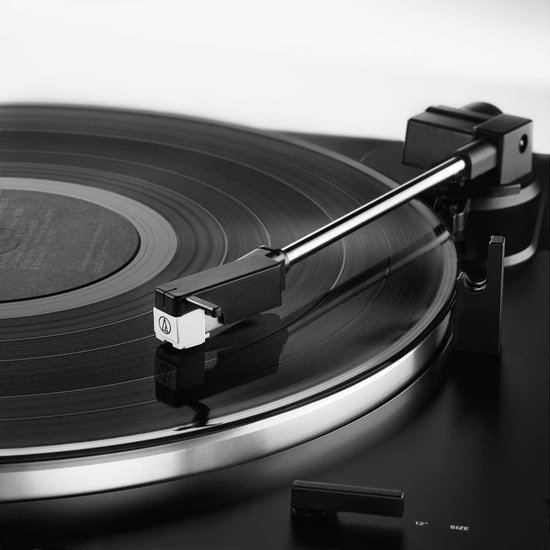 Audio-Technica AT-LP60XUSB Draaitafel met riemaandrijving Grijs, Metallic — afbeelding 3
