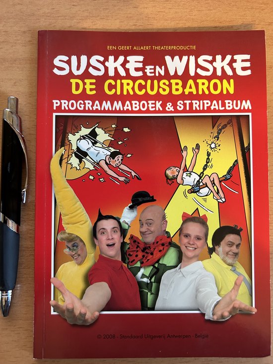 Foto: Suske en wiske programmaboek en stripalbum de circusbaron