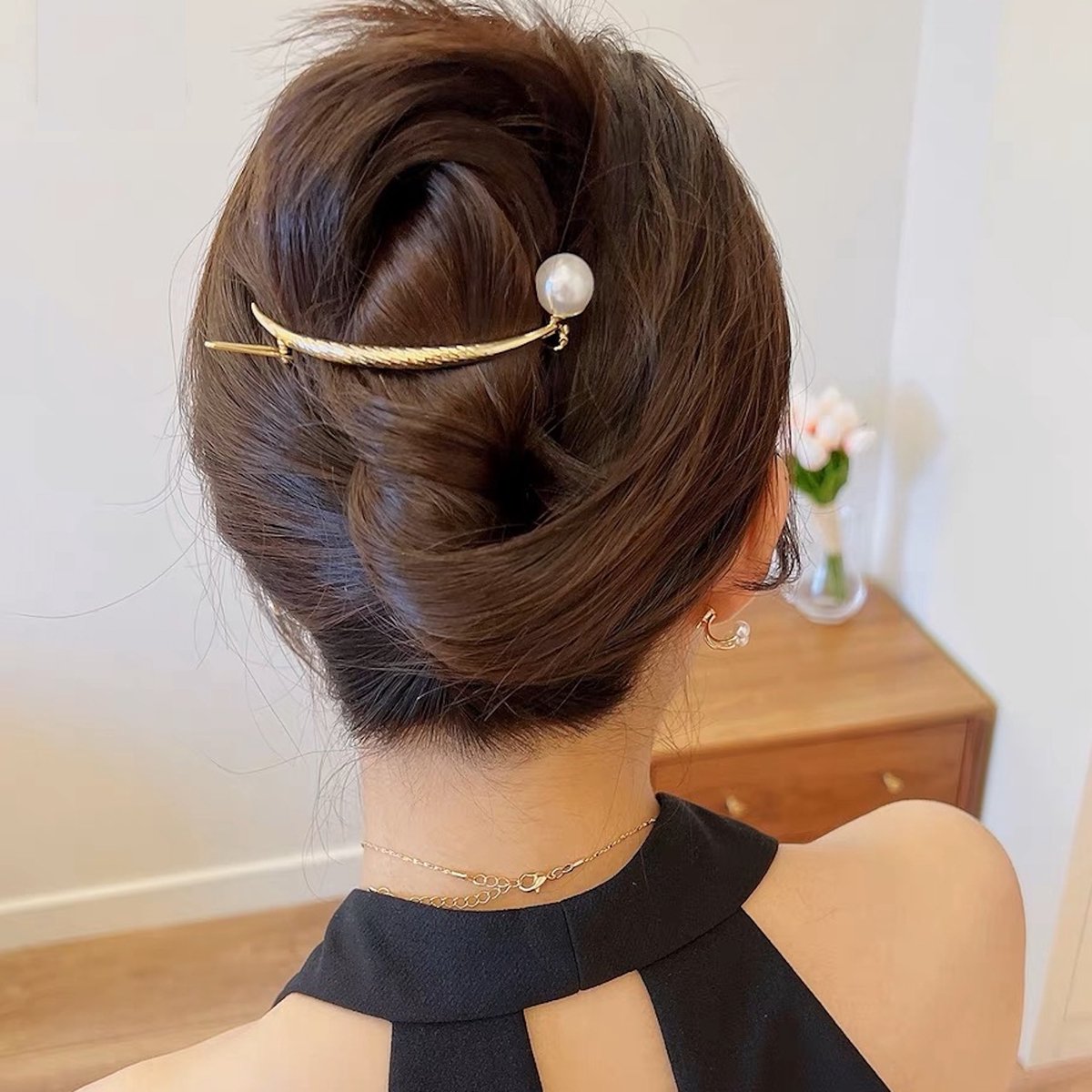 Barrette à cheveux en métal ligne courbe minimaliste avec nacre dorée |  bol.com