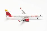 Herpa schaalmodel Airbus vliegtuig A321neo Iberia Express Lanzarote schaal 1:500 lengte 8,9cm