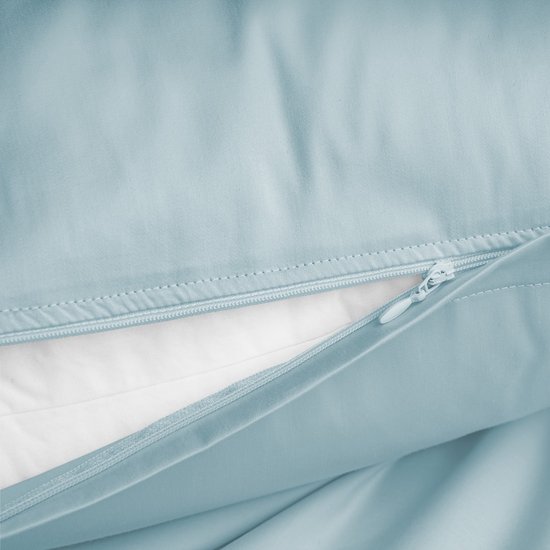Nordic Paradise - Housse de couette en satin de Katoen de Luxe 140x200 cm + 2 taies d'oreiller 60x70 cm avec fermeture éclair fine - Bleu clair