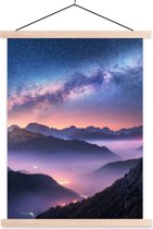 Posterhanger incl. Poster 60x80 cm - Schoolplaat - Bergen - Sterrenhemel - Mist - Textielposter - Blanke latten