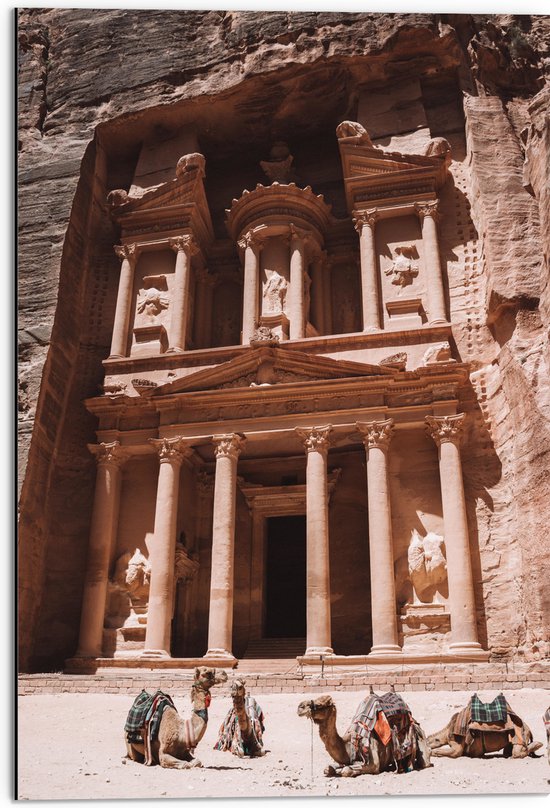 WallClassics - Dibond - Monument Al Khazneh - Jordanië - 50x75 cm Foto op Aluminium (Wanddecoratie van metaal)