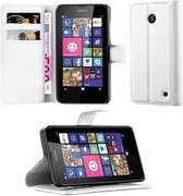 Cadorabo Hoesje geschikt voor Nokia Lumia 630 / 635 in ARCTISCH WIT - Beschermhoes met magnetische sluiting, standfunctie en kaartvakje Book Case Cover Etui
