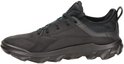 Zwarte ECCO MX sneaker met stoffen en leren delen, gezien vanaf de zijkant.