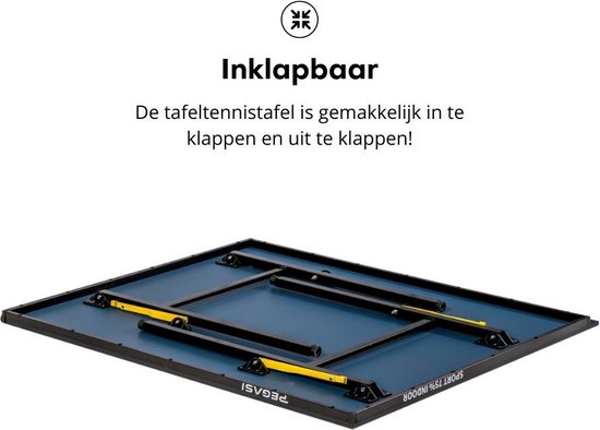Blauwe onderkant van een opgevouwen tafeltennistafel met zwart frame. "Inklapbaar".