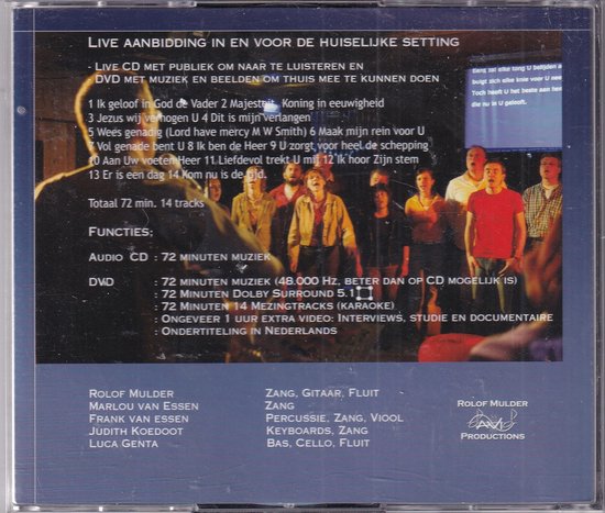 Albumcover met band en zangers, tekst 'Live aanbidding in en voor de huiselijke setting'.