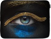 Laptophoes 17 inch 41x32 cm - Black & Gold - Macbook & Laptop sleeve Oog met blauwe en gouden make-up - Laptop hoes met foto