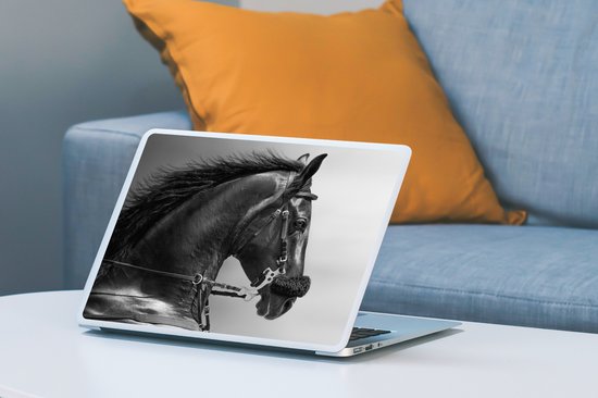Laptop sticker - 14 inch - Paarden - Zwart - Portret - Dieren - 32x5x23x5cm - Laptopstickers - Laptop skin - Cover
